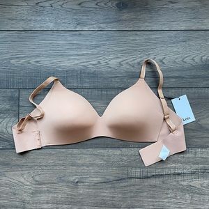 NWT Knix WingWoman Contour Bra
